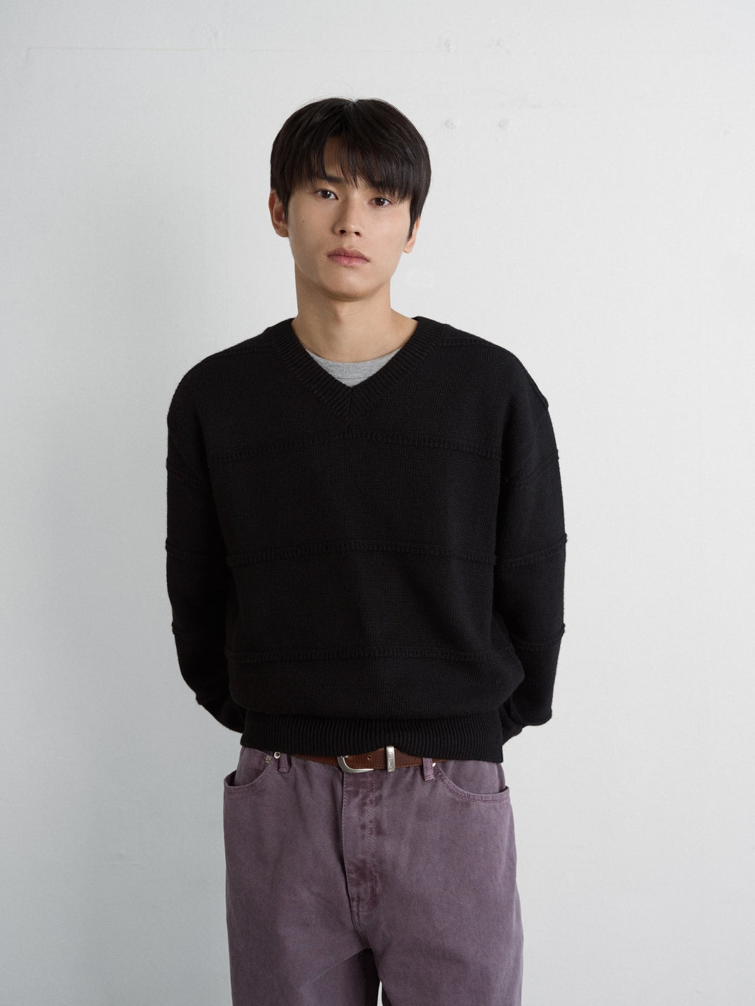 Cable Stripe V-Neck Knit (Black)