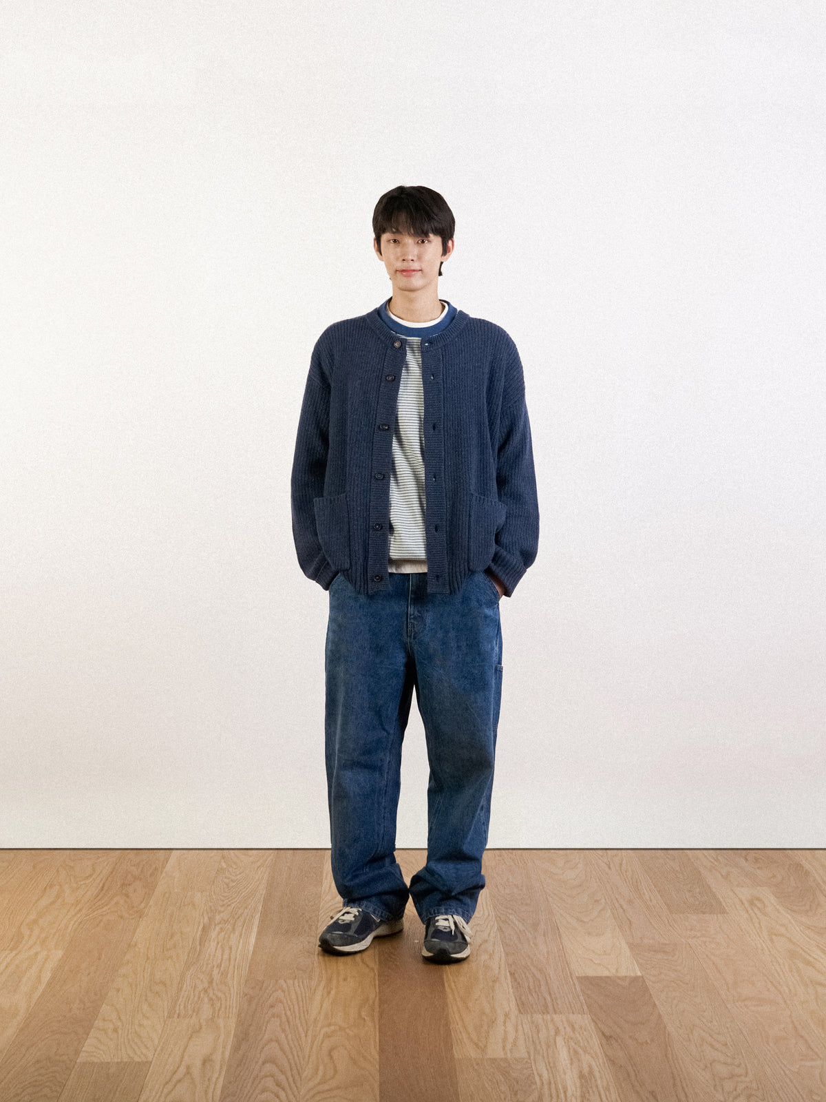 Daily Fine Wool Cardigan (Navy)