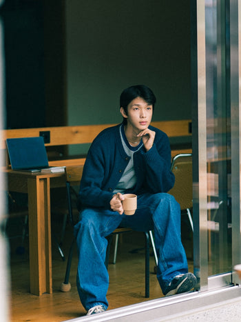 Fine Wool Roundneck Cardigan (Charcoal)