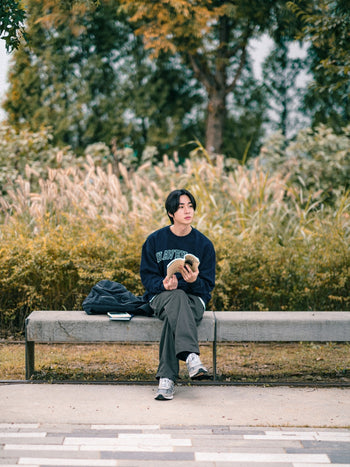 Classic Slab Logo Sweatshirts (Navy)