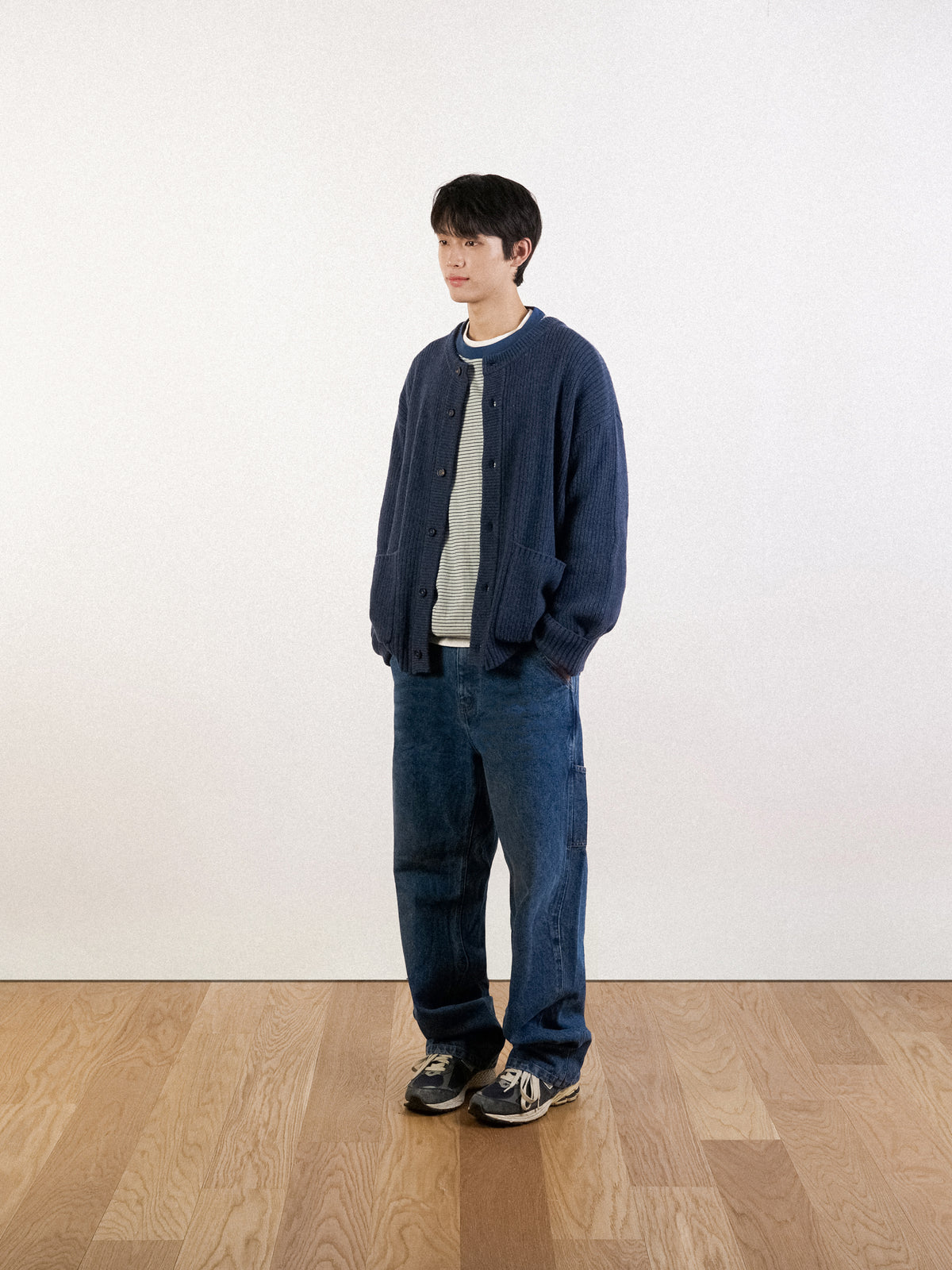 Daily Fine Wool Cardigan (Charcoal)