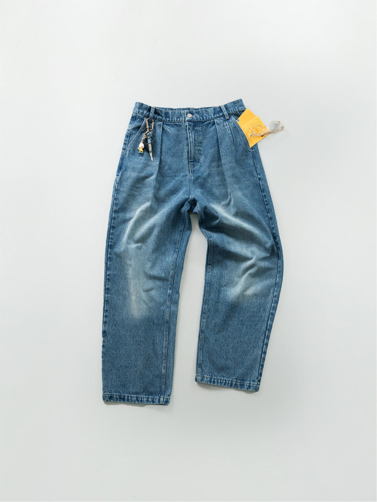 Loose Fit Pin-tuck Denim Pants - Mid Indigo | A3 (XL)