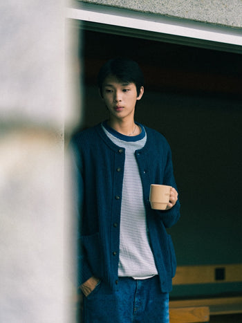 Fine Wool Roundneck Cardigan (Navy)