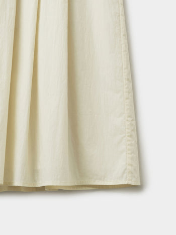 Pleats Sleeveless Top (Ivory)